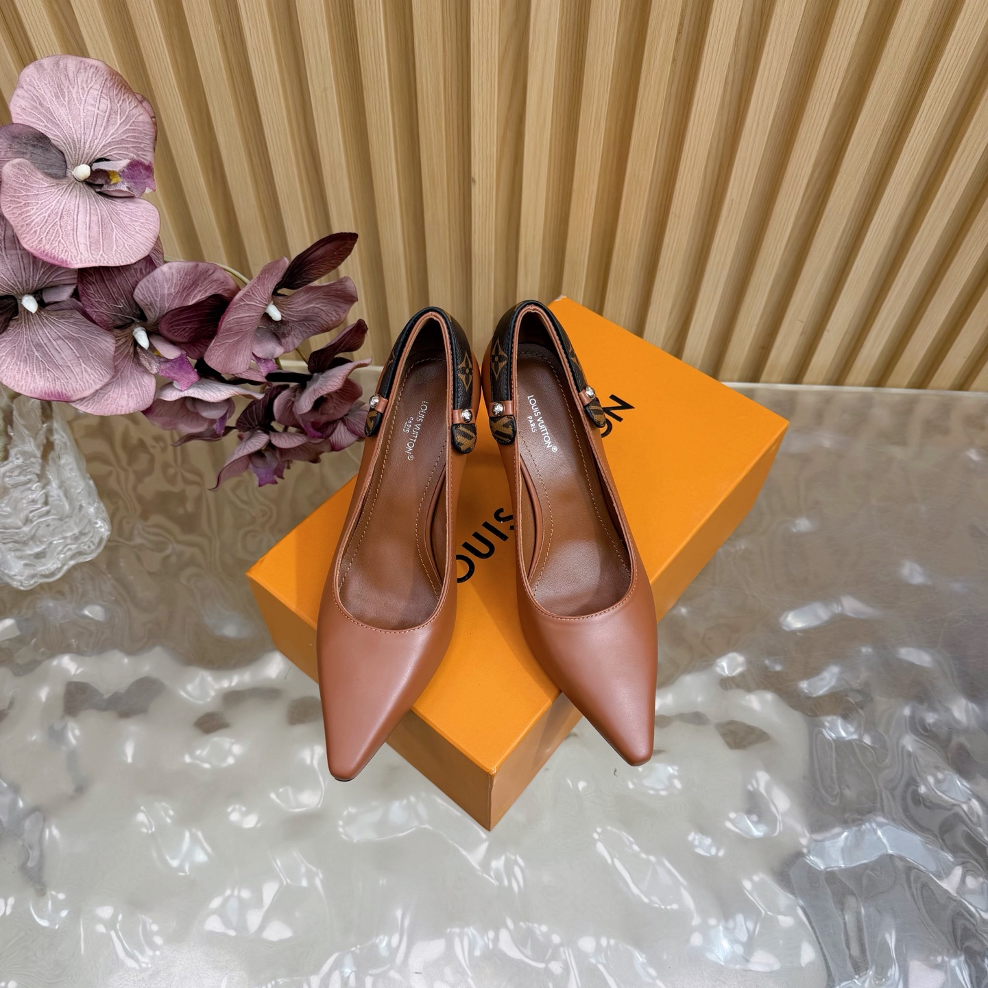 Women's high heels